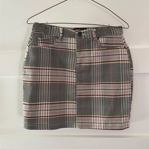 Like an Angel Plaid Women's Skirt size medium